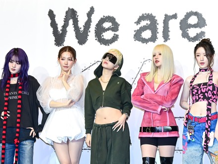 i-dle、新AL『We are』がグローバルチャートを席巻！MVは公開1日で再生回数1000万回突破