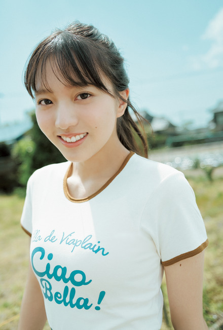 「B.L.T.2025年7月号」セブンネットショッピング購入特典ポストカード【海邉朱莉（乃木坂46）】