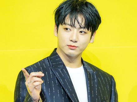 BTS・JUNG KOOK、“アジアソロ初”の大記録！Spotifyで再生回数9億回超えの楽曲が4曲に