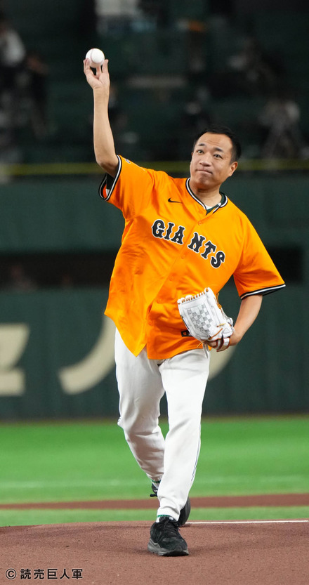 ナイツのファーストピッチセレモニー