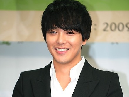 『冬のソナタ』俳優パク・ヨンハさんがこの世を去って15年…32歳で早すぎる別れ、日本でも絶大な人気