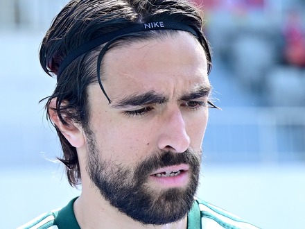 イタリア人FWに「鼻デカ野郎」　韓国サッカー解説者が差別発言で炎上「普段は使わない言葉だが…」