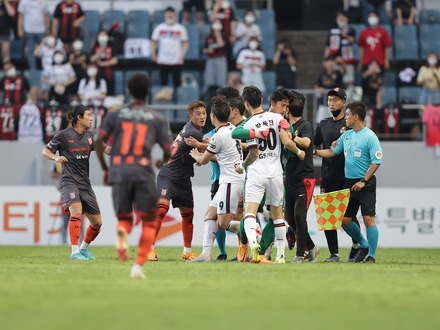 韓国Kリーグで“リスペクト問題”再び。選手の中指立てに一部サポの過剰非難まで…人気上昇と対照的な「配慮と理解の欠如」