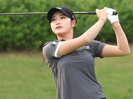 圧巻の177cm！韓国の“童顔長身”女子ゴルファーが悲願の優勝で笑顔「夢見た瞬間、幸せで嬉しい」