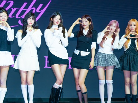 K-POPガールズグループ初！IVE、大規模音楽フェス「ロラパルーザ・ベルリン」に招待