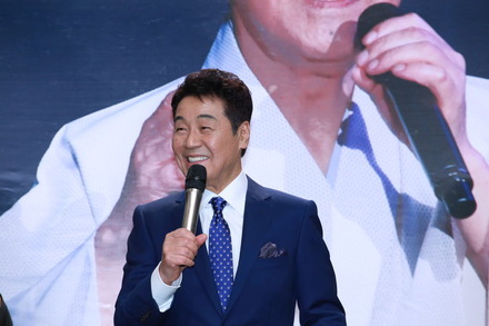 五木ひろし(Photo by TPG/Getty Images)