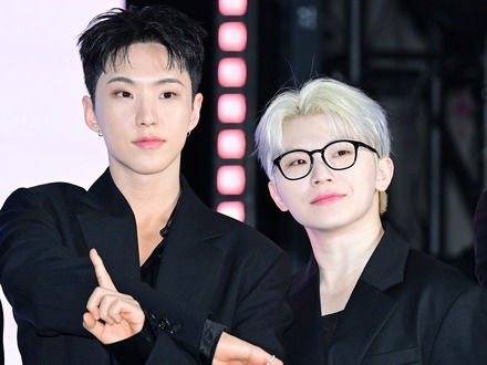SEVENTEEN CARAT LAND 2020ケレン ジョンハン ホシ ウジ SEVENTEEN ホシ CARAT LAND 2023 ケレン - メルカリ