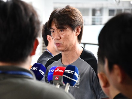 韓国代表　ホンミョンボ 11回連続W杯本大会進出を決めた洪明甫（ホン·ミョンボ）号がW杯