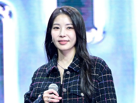 BoA、急性骨壊死で手術へ　デビュー25周年記念コンサートが中止「健康と安全を最優先に」【全文】