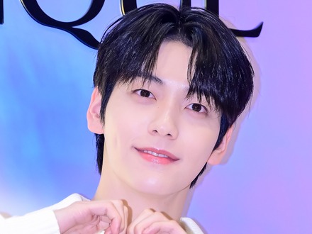 「あのイケメンは誰?!」TXT・スビン、“お天気キャスター”に変身！心を込めた天気予報でエールを発信