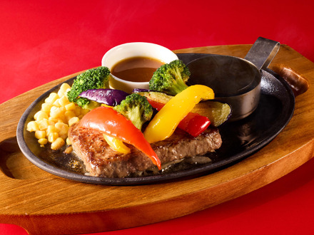 ビーフハンバーグステーキ 夏野菜（税込1,309円）