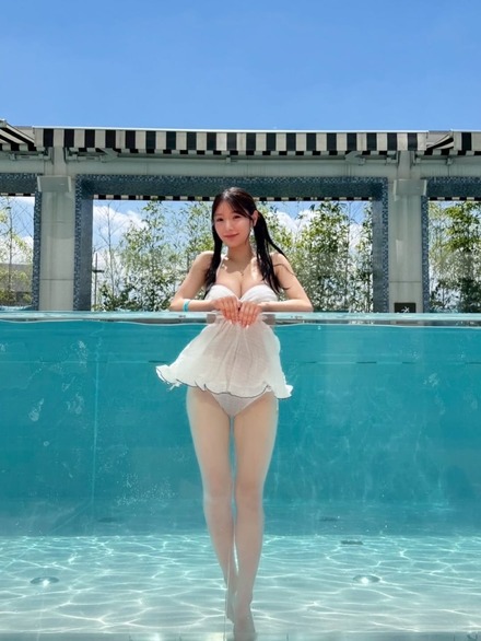 藤園麗（写真は藤園麗の公式インスタグラムから）※所属事務所に掲載許諾をもらっています