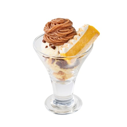 かぼちゃタルトと栗モンブランパフェ 550円