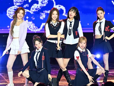 8月にメンバー脱退したizna、カムバック決定！9月30日に新AL『Not Just Pretty』リリース