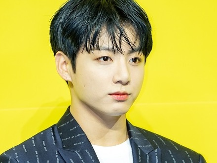 BTS・JUNG KOOK、初ソロAL『GOLDEN』が“怪物級”ロングランヒット！K-POPソロの歴史を塗り替える