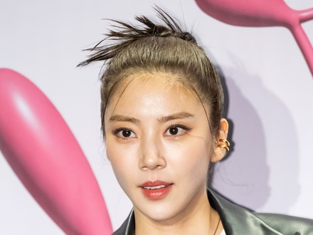 自身の結婚式に“親友”芸能人が全員欠席した韓国女優（41）、結婚相手は元カレだった!?