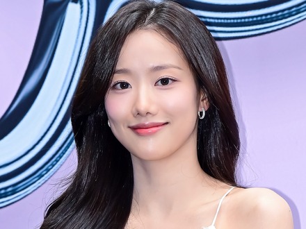 グループ内の“いじめ”で物議を醸した元K-POPアイドル、日本旅行の近況公開【PHOTO】