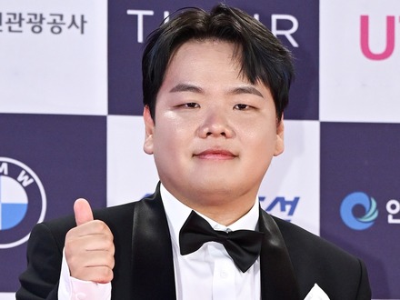 BTS・JINとも共演！登録者数212万人の韓国人気ユーチューバーが電撃結婚へ、婚約者の妊娠も報告