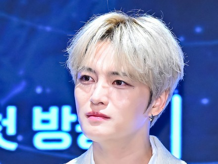 ジェジュン、両親の壮絶な過去に目頭が熱く…父親は事業失敗で発狂し寺で生活、母親が家の主に
