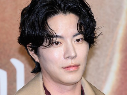 坂口健太郎と共演の韓国俳優、新ドラマ『赤ちゃんができちゃった』出演へ　飲酒運転で降板俳優の“代役”で