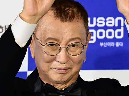 「ギャグマン」という呼称を定着させた大御所芸人、チョン・ユソンさんがこの世を去る…享年76歳