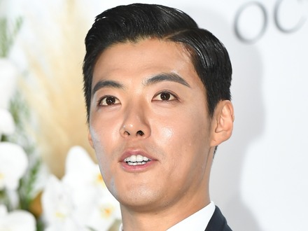 日本国籍を放棄した韓国タレント、ギルバート症候群を告白「妻が衝撃を受けて泣いた」
