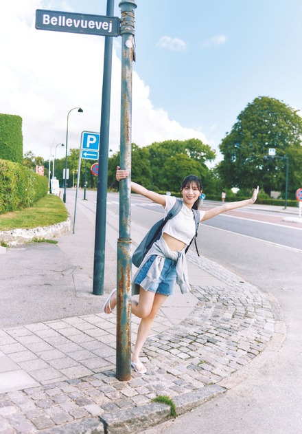 【通常版】日向坂46・河田陽菜2nd写真集『テイクオフ』撮影／SAKAI DE JUN（C）竹書房