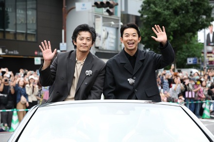 小栗旬&仲野太賀「第71回名古屋まつり行列」