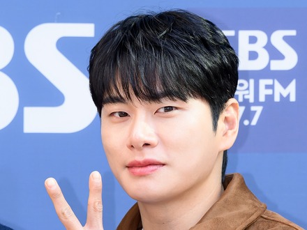 ファンとの卑猥な会話はデマだったが…『私の夫と結婚して』“クズ夫”役の韓国俳優、“活動休止”か?