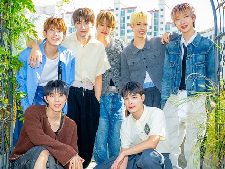本日カムバックのNEXZ、JYP先輩アーティストも絶賛!新曲『Beat-Boxer』で“次世代パフォーマンスグループ”の実力証明
