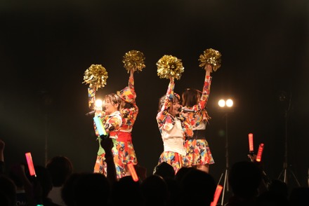 SUPER☆GiRLS×東京女子流、初のツーマンライブにファン熱狂