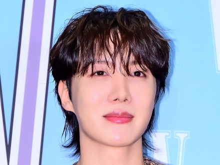 BTS・J-HOPE、エネルギー溢れるパフォーマンスに視線釘付け!ワールドツアー映画IMAX予告編公開