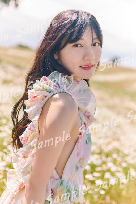 封入特典ポストカード 日向坂46・河田陽菜2nd写真集『テイクオフ』撮影/SAKAI DE JUN(C)竹書房