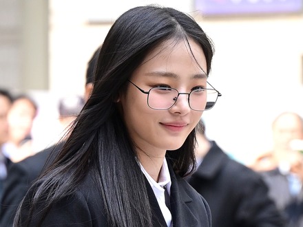 【韓国記者の目】完全敗訴でも「ADORには戻らない」NewJeans、ひとり再出発の“生みの親”ミン・ヒジン氏