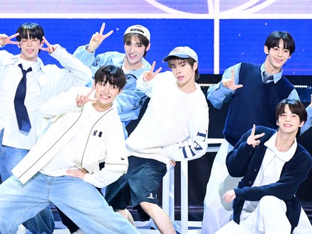 TWS、デビュー曲『plot twist』が累計再生数5000万回突破!日本レコード協会「ゴールド」認定を獲得