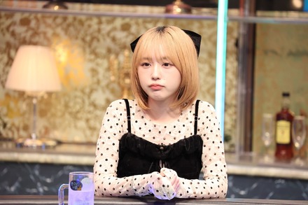 なえなの『酒のツマミになる話』(C)フジテレビ