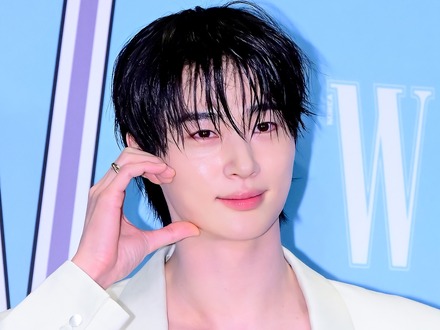 「兄さん、最高」俳優ビョン・ウソクにまた“美談”!ドラマ撮影スタッフへのプレゼントが話題