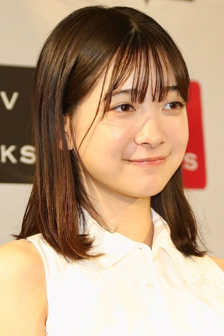 今森茉耶【撮影:浜瀬将樹】