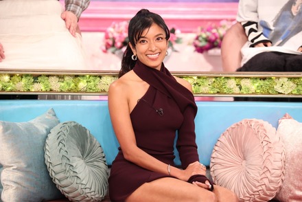 連続企画の第二弾として登場したローラ『トークィーンズ』(C)フジテレビ