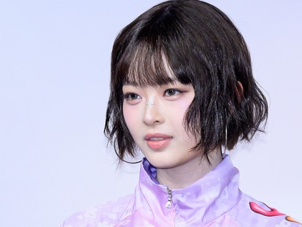 全員復帰の意思を明らかにしたNewJeans、「南極にいるメンバー」はハニだった 帰国と同時に個別面談へ