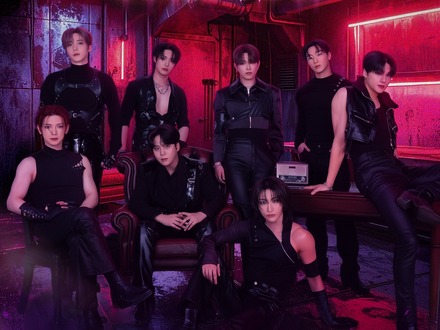 ATEEZ、VRコンサート「LIGHT THE WAY」公開決定!“謎のメッセージ”から始まる壮大な世界観に期待高まる