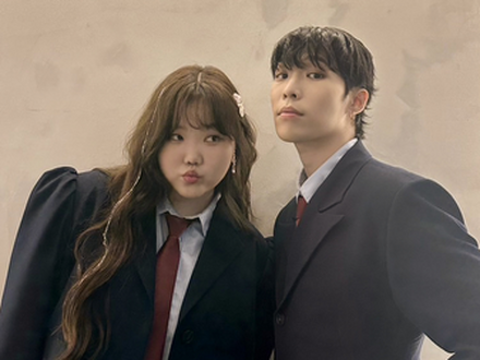 YGエンタを離れるAKMU…12年ぶりに独立を決意した理由