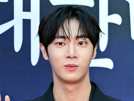 道枝駿佑主演映画『セカコイ』韓国リメイク版、ポスター&予告編公開!俳優チュ・ヨンウが制服姿に