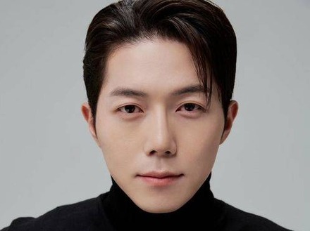 「中国を制覇する」と言って帰らぬ人に…韓国俳優、突然の心肺停止でこの世を去って1年