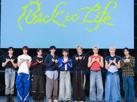 &TEAM、“日韓ダブルミリオン”達成記念ショーケース開催！飛躍の1年に感謝「順風満帆ではなかったけど…」