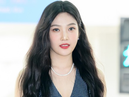 激痩せ姿に「誰か分からなかった…」Red Velvet・ジョイ、華奢ボディ際立つミニスカSHOT公開【PHOTO】