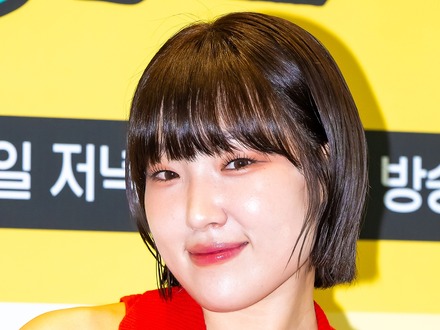 IVE・ユジンと共演した韓国女性芸人、救急室に搬送されていた…多忙で気絶「記憶がない」