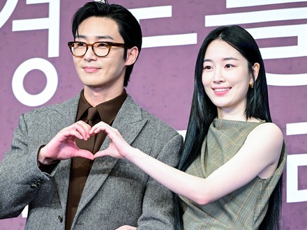 「僕は棒でした」パク・ソジュン、新ドラマの撮影秘話を告白！共演女優ウォン・ジアンと相性抜群な姿も