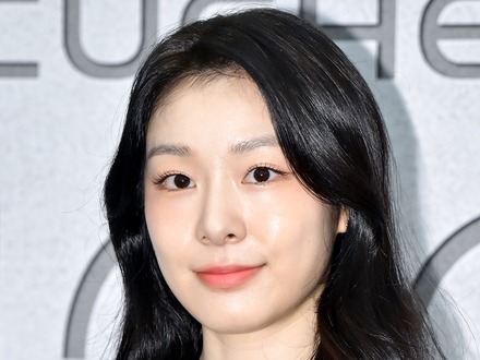 フィギュア女王”キム・ヨナ、イケメン夫との甘い日常を公開！5カ月ぶり