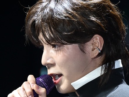 無免許運転騒動後に覚悟の決断…韓国の“神童”歌手（18）、来年2月に海兵隊入隊へ